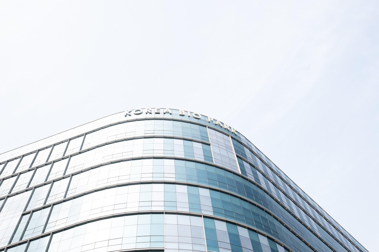 卧龙三国：注册代理登记公司条件